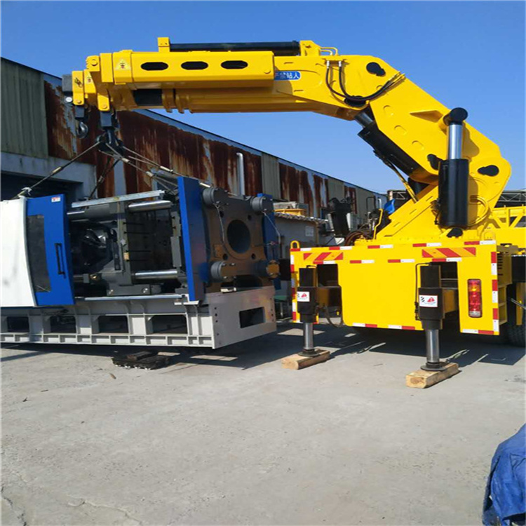 塔洋镇 大吨位折臂吊出租费用解析：一小时租赁多少钱