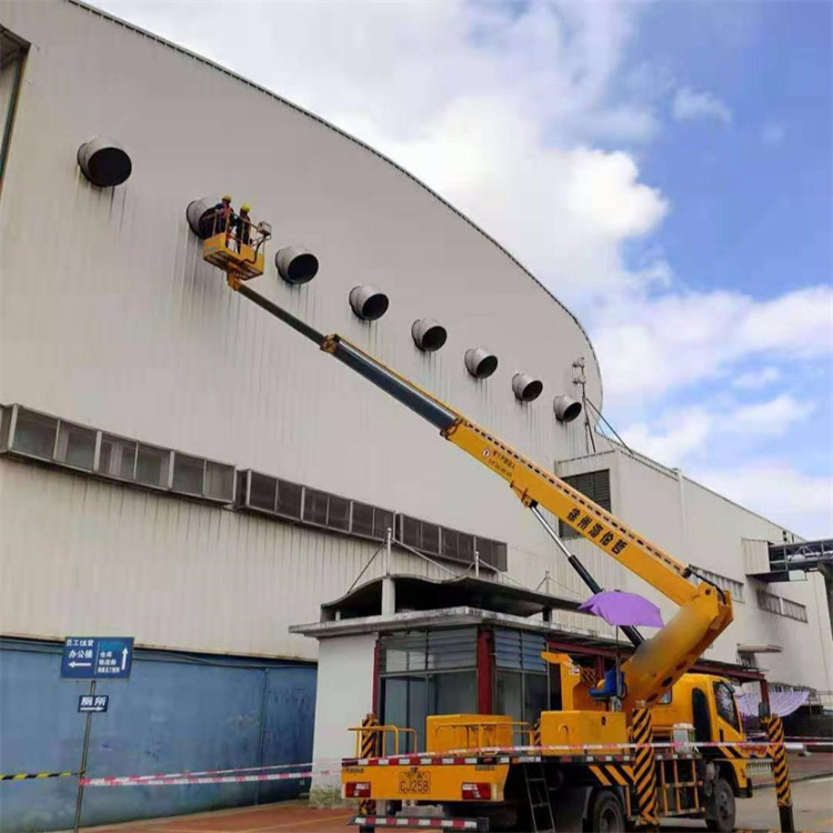 塔洋镇高空作业车出租服务：专业广告牌安装解决方案